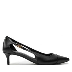 Czółenka MICHAEL Michael Kors. Czarne czółenka MICHAEL Michael Kors, bez wzorów, bez obcasa, bez zapięcia. Za 549.99 zł.