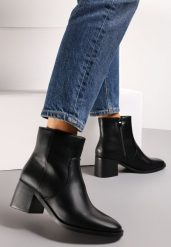 Czarne Klasyczne Botki na Słupku Ominorda. Czarne botki Renee, bez wzorów, klasyczne, bez obcasa, na obcasie, bez zapięcia. Za 89.99 zł.