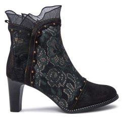 Botki Laura Vita. Brązowe botki LAURA VITA, bez wzorów, bez obcasa, na słupku, bez zapięcia. Za 279.99 zł.