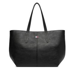 Torebka Tommy Jeans. Czarne shopper bag Tommy Jeans, bez wzorów, z jeansu, bez dodatków. Za 529.99 zł.