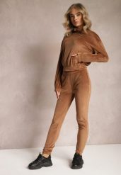 Brązowy Komplet Dresowy z Weluru ze Ściągaczami i Bluzą z Kapturem Rerafina. Brązowe bluzy Renee, m, bez wzorów, z dresówki, eleganckie, bez ramiączek, z kapturem. W wyprzedaży za 135.99 zł.