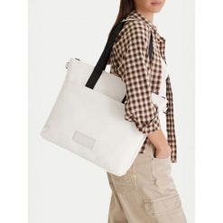 Torba Hunter. Brązowe torebki klasyczne Hunter, bez wzorów, klasyczne, bez dodatków. Za 229.99 zł.