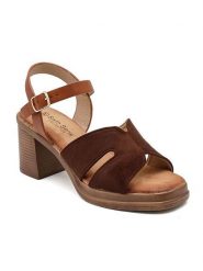 Sixth Sens Sandały w kolorze brązowym na obcasie rozmiar: 36. Brązowe sandały Sixth Sens, bez wzorów, z otwartym noskiem, bez obcasa, na koturnie, bez zapięcia. Za 113.99 zł.