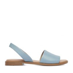 Sandały Lasocki. Niebieskie sandały Lasocki, bez wzorów, bez obcasa, na płaskiej podeszwie, bez zapięcia. Za 139.99 zł.