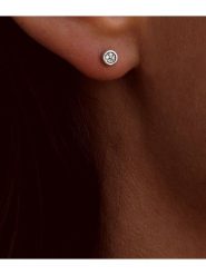 DIA DIAMONDS Srebrne kolczyki-wkrętki z diamentami rozmiar: onesize. Szare kolczyki DIA DIAMONDS, z diamentem, srebrne. Za 171.28 zł.