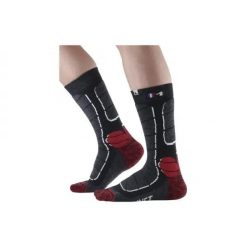 Skarpetki Monnet Trek Medium. Czarne skarpetki MONNET, bez wzorów, z elastanu. Za 119.50 zł.