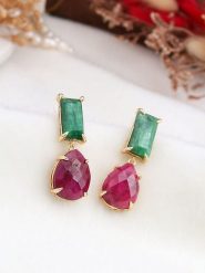 Pierres de Jade Pozłacane kolczyki-wkrętki z agatami rozmiar: onesize. Czerwone kolczyki Pierres de Jade, z agatem, pozłacane. Za 56.99 zł.