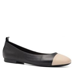 Baleriny GINO ROSSI. Czarne baleriny Gino Rossi, bez wzorów, bez obcasa, bez zapięcia. Za 199.99 zł.