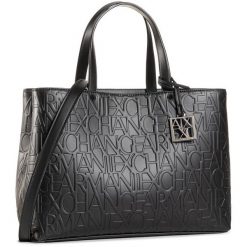 Torebka Armani Exchange. Czarne torebki klasyczne Armani Exchange, bez wzorów, klasyczne, bez dodatków. Za 679.99 zł.