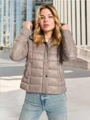 Kurtka z kapturem - fioletowy. Fioletowe kurtki Sinsay, l, bez wzorów, z materiału, z kapturem. Za 59.99 zł.