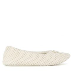 Kapcie Home & Relax. Brązowe kapcie Home & Relax, bez wzorów. Za 49.99 zł.