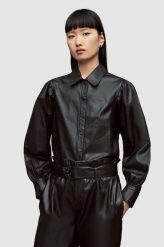 AllSaints koszula skórzana damska kolor czarny relaxed z kołnierzykiem klasycznym. Czarne koszule AllSaints, bez wzorów, klasyczne, bez kołnierzyka, bez ramiączek. W wyprzedaży za 922.99 zł.