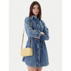 Torebka Calvin Klein. Żółte listonoszki Calvin Klein, bez wzorów, bez dodatków. Za 239.99 zł.