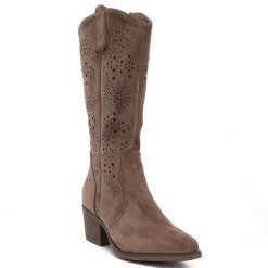 Kozaki ażurowe kowbojki fango eVento 595. Kozaki eVento, z aplikacjami, ze skóry ekologicznej, bez obcasa, bez zapięcia. Za 179.99 zł.
