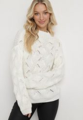 Jasnobeżowy Luźny Sweter w Ozdobny Splot Ujuvertta. Brązowe swetry Born2be, bez wzorów, z dzianiny, eleganckie, bez ramiączek. W wyprzedaży za 76.49 zł.
