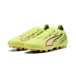 Buty piłkarskie unisex ULTRA 6 PRO MG PUMA. Czarne buty do biegania Puma, bez wzorów, bez zapięcia, do biegania. Za 599.00 zł.