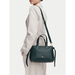 Torebka Beverly Hills Polo Club. Zielone torebki klasyczne Beverly Hills Polo Club, bez wzorów, klasyczne, bez dodatków. Za 249.99 zł.