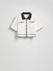 Sweter z kontrastowymi wstawkami - złamana biel. Swetry Reserved, l, bez wzorów, z tkaniny, bez ramiączek. Za 109.99 zł.