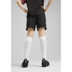 Młodzieżowe szorty piłkarskie IndividualCUP PUMA Black. Czarna szorty Puma, bez wzorów, klasyczne. W wyprzedaży za 104.00 zł.