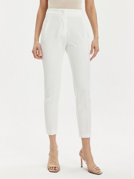 Kontatto Spodnie materiałowe CO901 Biały Regular Fit. Białe spodnie materiałowe Kontatto, bez wzorów, z materiału. Za 239.99 zł.