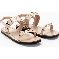 Sandały damskie Love Moschino (JA16141G0CJD0601). Brązowe sandały Love Moschino, bez wzorów, bez obcasa, bez zapięcia. Za 359.99 zł.