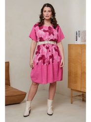 Curvy Lady Sukienka w kolorze różowym rozmiar: 40/42. Różowe sukienki Curvy Lady, bez wzorów, z bawełny, klasyczne, bez kołnierzyka, bez ramiączek, midi. Za 95.01 zł.