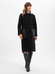 Marc Cain płaszcz wełniany Kobiety Wełna czarny, 42. Czarne płaszcze Marc Cain, bez wzorów, z wełny, eleganckie, bez kaptura. Za 3,449.95 zł.