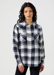 WRANGLER DAMSKA KOSZULA WESTERN SHIRT NAVY 112356488 W513018500. Niebieskie koszule Wrangler, xs, bez wzorów, bez kołnierzyka, bez ramiączek. Za 179.99 zł.