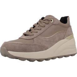 Buty GEOX D SPHERICA EC13 Brązowy. Brązowe buty trekkingowe Geox, ze skóry, bez zapięcia. Za 528.75 zł.