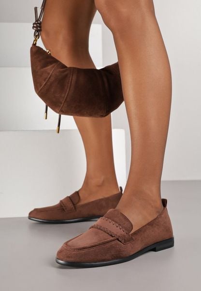 Brązowe Mokasyny Vices z Wkładką ze Skóry Naturalnej i Paskiem z Przeszyciami Fonarrie. Brązowe mokasyny Renee, bez wzorów, z jeansu. Za 69.99 zł.