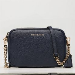 Torebka MICHAEL Michael Kors. Niebieskie listonoszki MICHAEL Michael Kors, bez wzorów, bez dodatków. Za 739.99 zł.