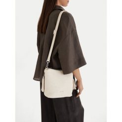 Torebka Lasocki. Torebki klasyczne Lasocki, bez wzorów, klasyczne, bez dodatków. Za 169.99 zł.