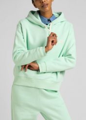 LEE ESSENTIAL HOODIE DAMSKA BLUZA LOGO SEAGLASS L53PLJ40 112320679. Bluzy Lee, l, bez wzorów, bez ramiączek, z kapturem. Za 199.99 zł.