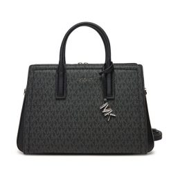 Torebka MICHAEL Michael Kors. Czarne torebki klasyczne MICHAEL Michael Kors, bez wzorów, bez dodatków. Za 709.99 zł.