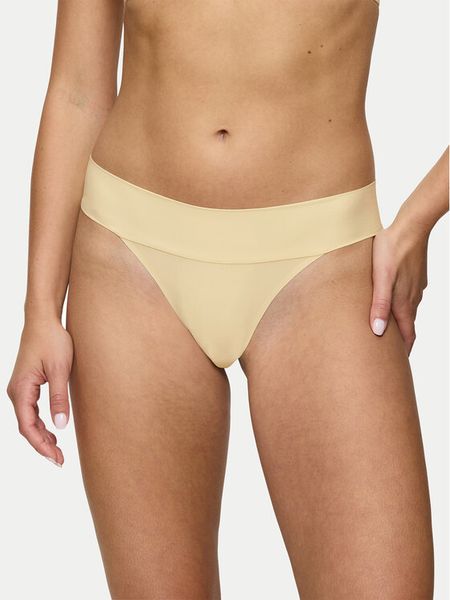 Triumph Stringi Make-Up Illusion 10218386 Żółty. Żółte stringi Triumph, bez wzorów, z syntetyku. Za 56.00 zł.