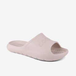 Klapki damskie Coqui Viki. Brązowe klapki Coqui, bez wzorów, z materiału, eleganckie, bez obcasa, na płaskiej podeszwie, bez zapięcia. Za 125.99 zł.