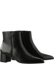 Högl Skórzane botki "Beatrice" w kolorze czarnym rozmiar: 41,5. Czarne botki Högl, bez wzorów, eleganckie, bez obcasa, bez zapięcia. Za 423.06 zł.