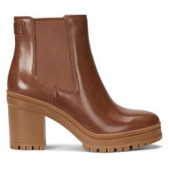 Botki LAUREN RALPH LAUREN. Brązowe botki Lauren Ralph Lauren, bez wzorów, bez obcasa, na słupku, bez zapięcia. Za 629.99 zł.