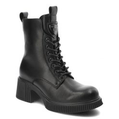 Czarne Botki Vinceza Modne Obuwie Damskie. Czarne botki VINCEZA, bez wzorów, z jeansu, eleganckie, bez obcasa, bez zapięcia. Za 209.00 zł.