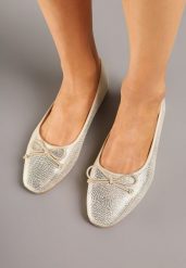 Złote Balerinki Vices z Kokardką i Tłoczeniem Imitującym Skórę Węża Mirtewi. Żółte baleriny Born2be, bez wzorów, z jeansu, eleganckie, bez obcasa, na płaskiej podeszwie, bez zapięcia. Za 49.99 zł.