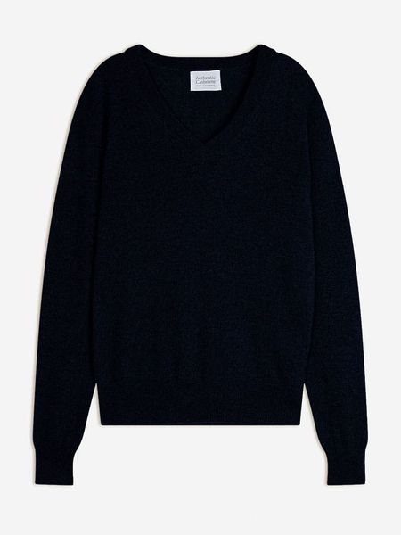 AUTHENTIC CASHMERE Kaszmirowy sweter w kolorze czarnym rozmiar: XXL. Czarne swetry AUTHENTIC CASHMERE, xxl, bez wzorów, z kaszmiru, bez ramiączek. Za 369.99 zł.