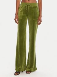 Juicy Couture Spodnie dresowe Layla JCSEBJ001G Zielony Regular Fit. Zielone spodnie dresowe Juicy Couture, bez wzorów, z dresówki. Za 309.99 zł.