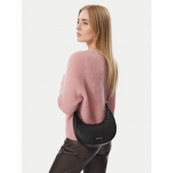 Torebka MICHAEL Michael Kors. Czarne torebki klasyczne MICHAEL Michael Kors, bez wzorów, klasyczne, bez dodatków. Za 1,099.00 zł.