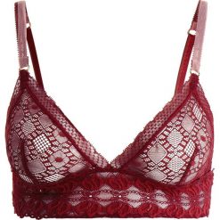 Stella McCartney Lingerie JASMINE INSPIRING SOFT CUP BRA Biustonosz z trójkątną miseczką garnet red. Biustonosze marki Stella McCartney Lingerie. W wyprzedaży za 381.75 zł.