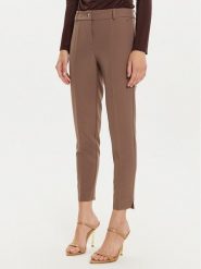Maryley Spodnie materiałowe 24IB52Z/M19/43WO Brązowy Regular Fit. Brązowe spodnie materiałowe Maryley, bez wzorów, z materiału. Za 199.99 zł.