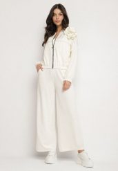 Jasnobeżowy Komplet Dresowy z Wiskozą Szerokie Spodnie i Bluza ze Stójką i Broszką Redasena. Brązowe bluzy Born2be, bez wzorów, z dresówki, sportowe, bez ramiączek, bez kaptura. W wyprzedaży za 169.99 zł.