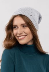 Czapka zimowa z kryształkami H-DIXIE. Szare czapki zimowe Volcano, bez wzorów, z dzianiny. Za 69.99 zł.