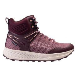 Buty Elbrus Saran Mid Wp Wo's 92800623821 czerwone. Czerwone buty treningowe bez wzorów, z materiału, bez zapięcia. Za 495.94 zł.