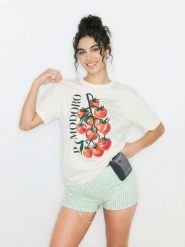 Piżama dwuczęściowa z nadrukiem pomidora - kremowy. Białe piżamy Sinsay, l, bez wzorów, bez kołnierzyka, bez ramiączek. Za 49.99 zł.