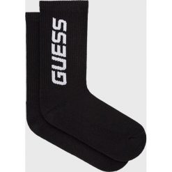 Guess skarpetki damskie kolor czarny. Czarne skarpetki Guess, z aplikacjami. Za 59.99 zł.